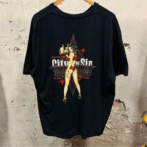 City of Sin Las Vegas Vintage Y2K Biker Poker Casino Girl Graphic T-Shirt XL